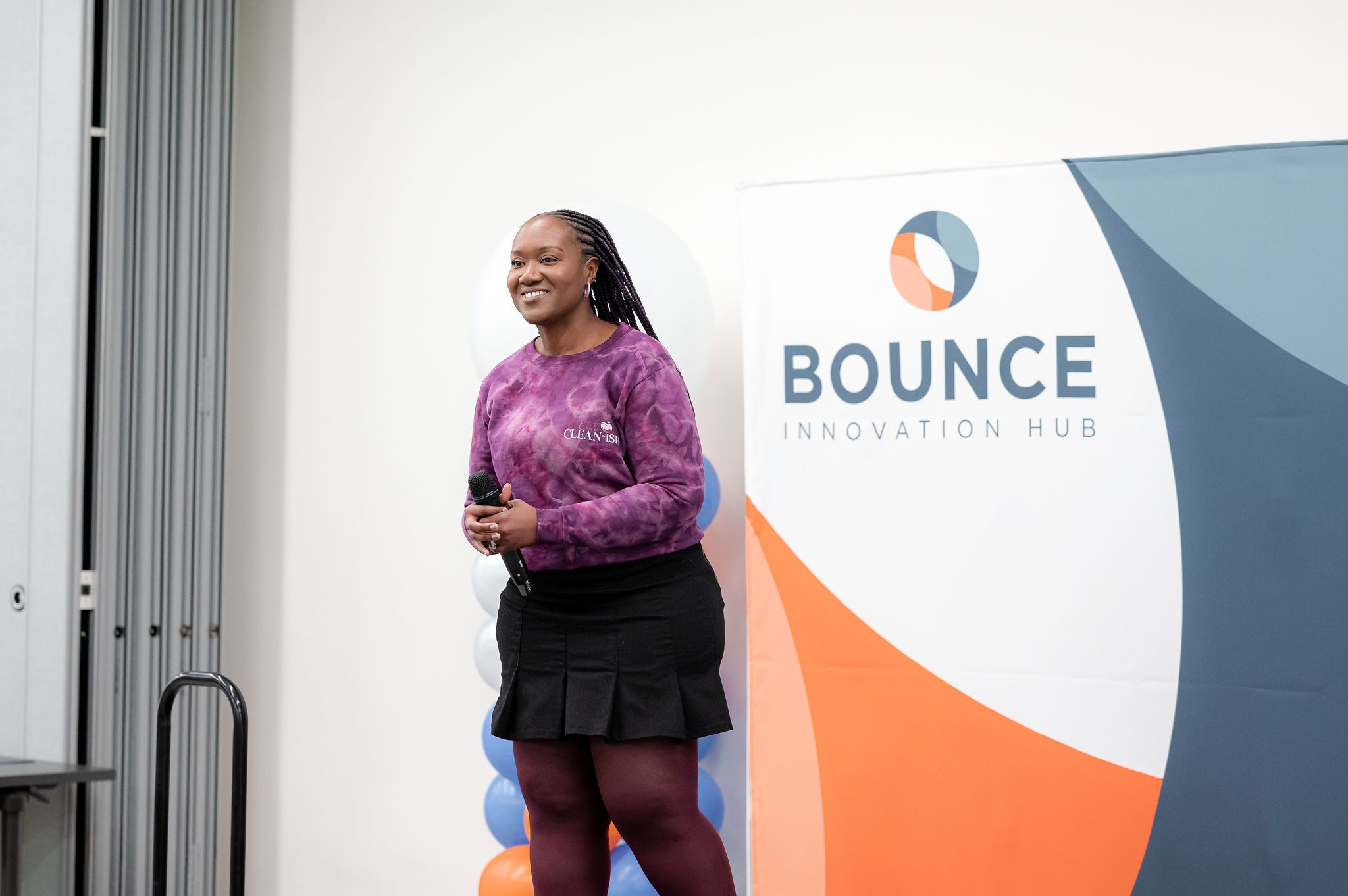 Aujile-Riley-owner-Eat-Cleanish-pitches-at-Bounce-Innovation-Hub